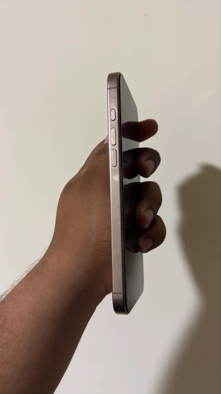 IPhone 16 Pro Max - Foto 3