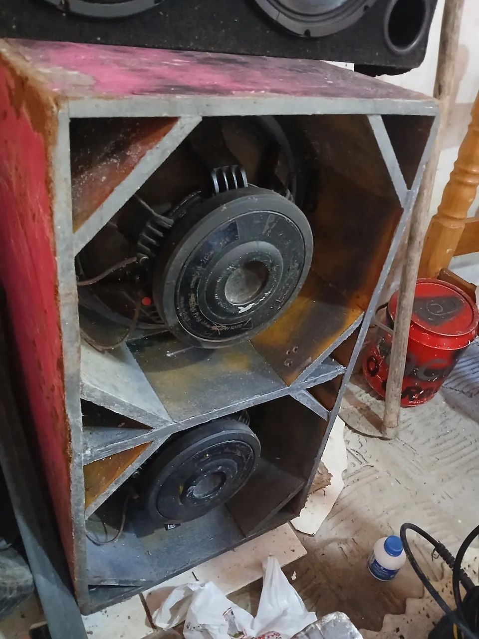 Som automotivo 2. Caixas de som com as forças e as cornetas  - Foto 5