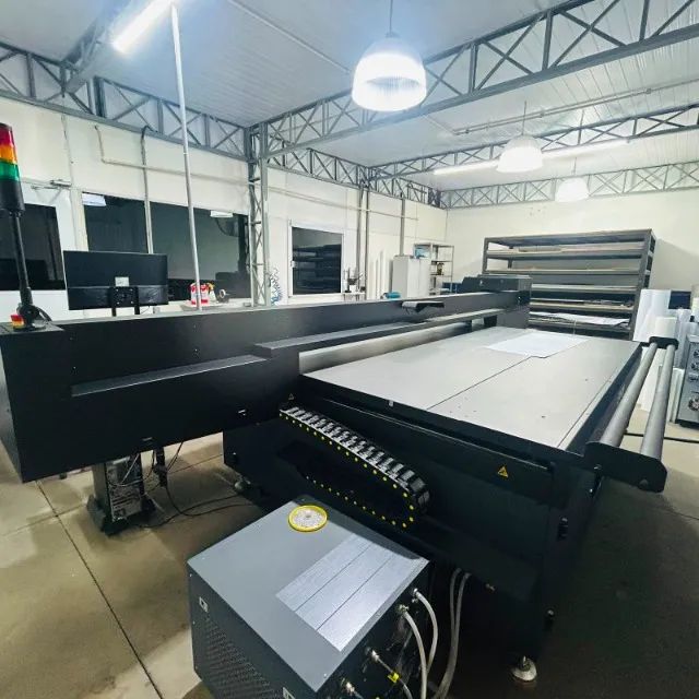EPSON SURECOLOR V7000 UV FLATBED 2,50x125 - Foto 3