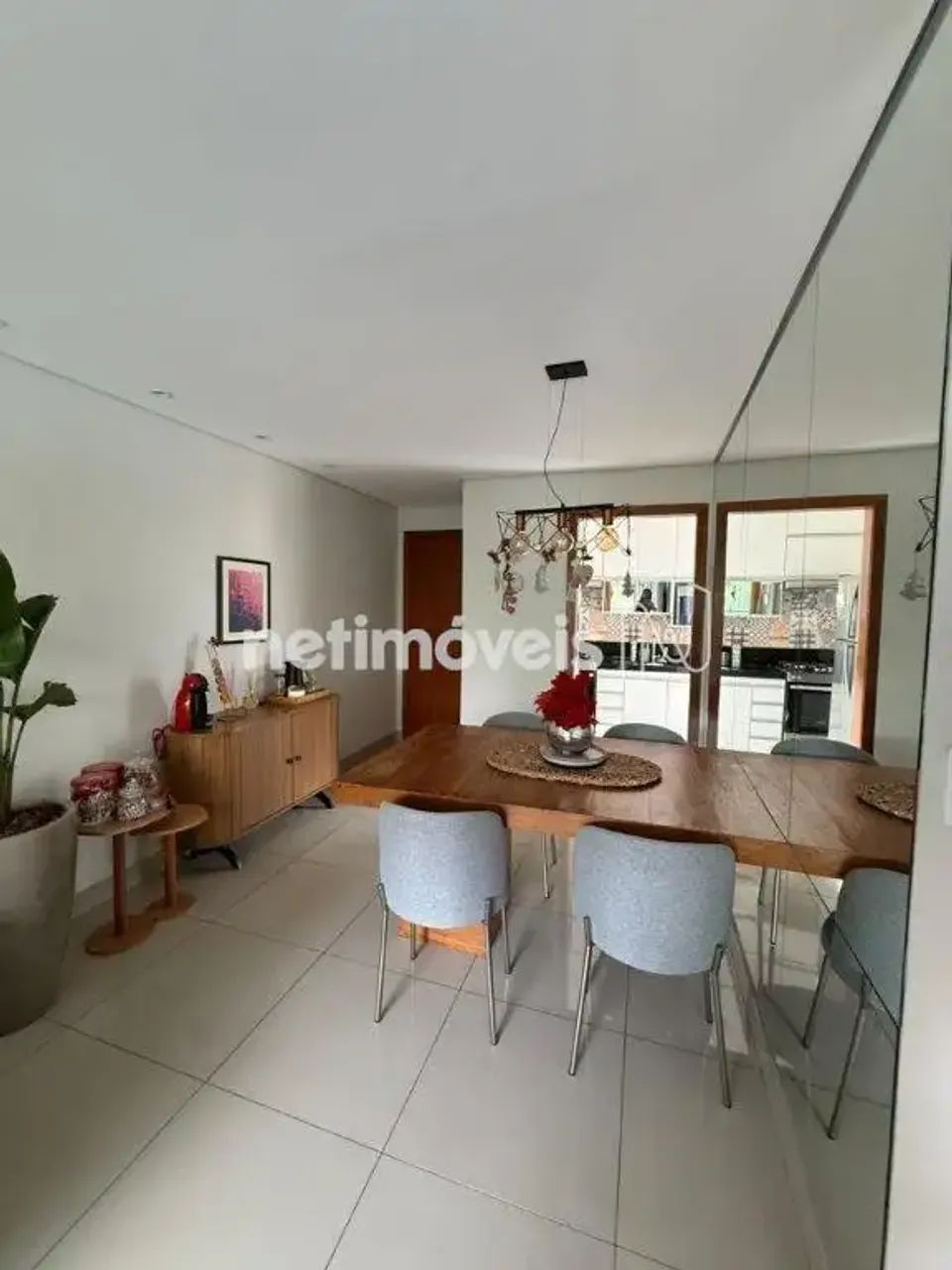VENDA APARTAMENTO 2 QUARTOS, PRÉDIO COM ELEVADOR ! - Foto 2
