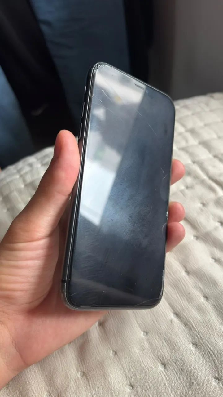 IPHONE 11(VALOR NEGOCIAVEL) - Foto 3