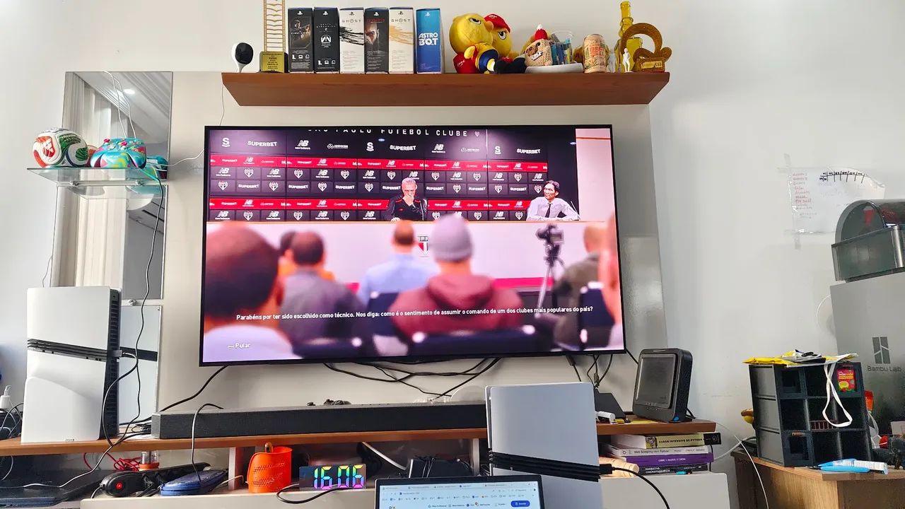 Ps5 pro 2tb desbloqueado 9.60 impecável  - Foto 4