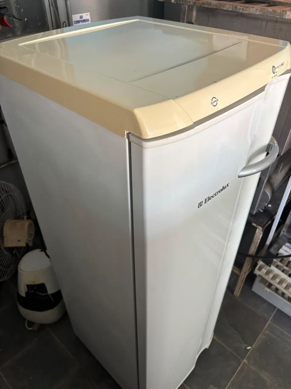 Freezer Vertical Electrolux  - Foto 4