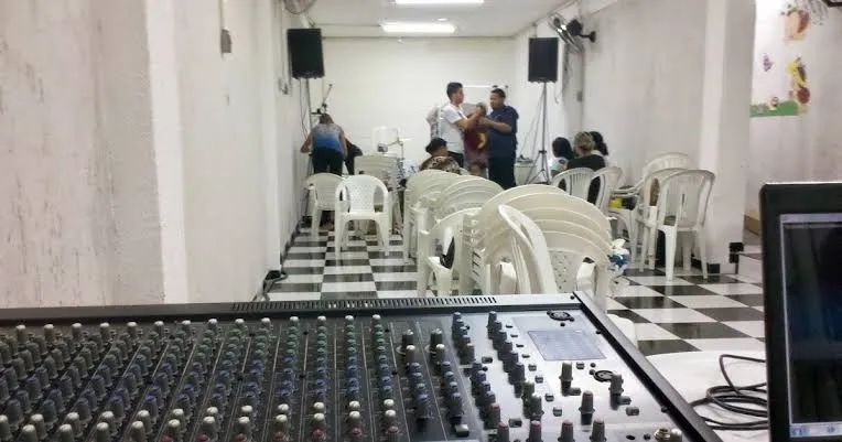 Fazemos instalação de som para igrejas.... 