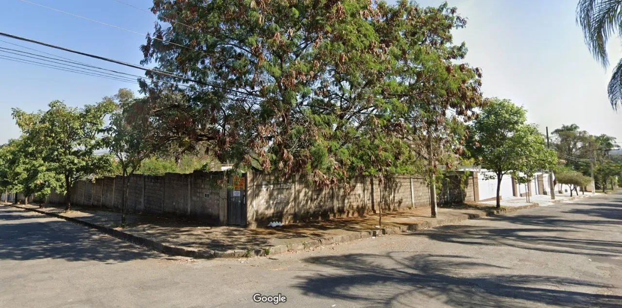 LOTE NO BAIRRO BANDEIRANTES - Foto 2