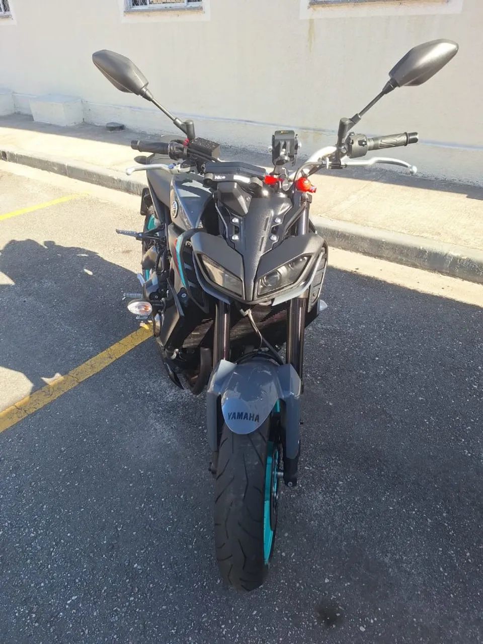 MT-09 - Foto 4
