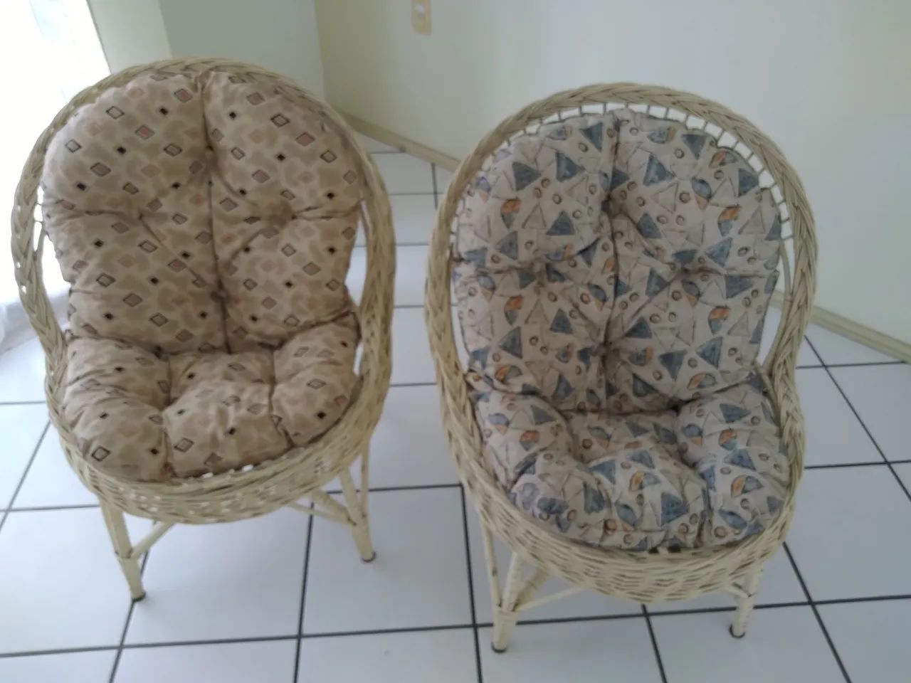 4 cadeiras de vime com almofadas - Foto 2