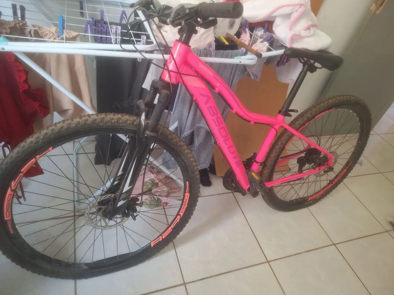 Bicicleta absolutamente. - Foto 3