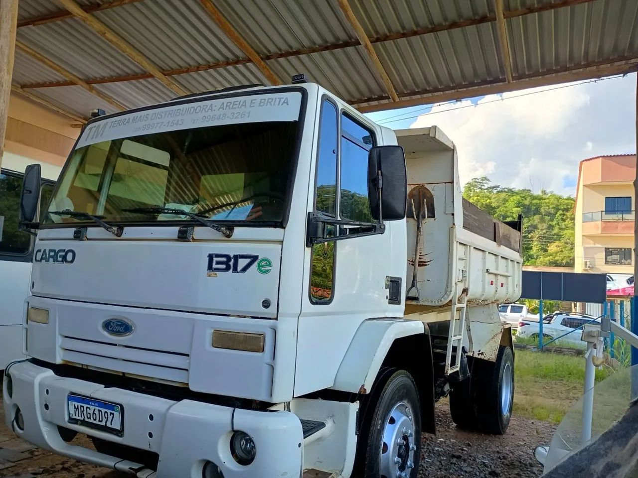 Vendo caminhão 1317 cargo - Foto 4