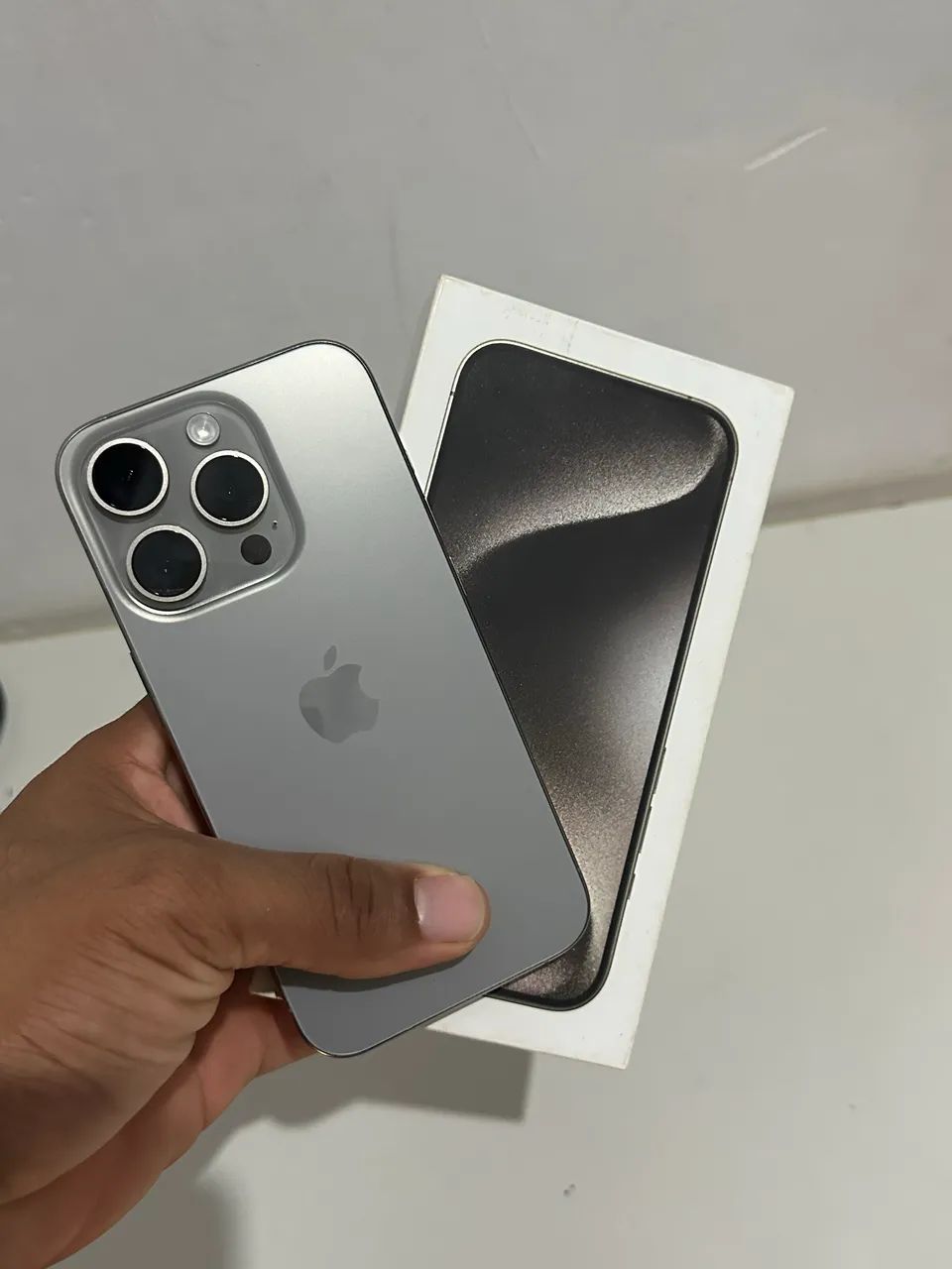 iPhone 15 Pro 128GB - Super Conservado! - Celulares e Smartphones