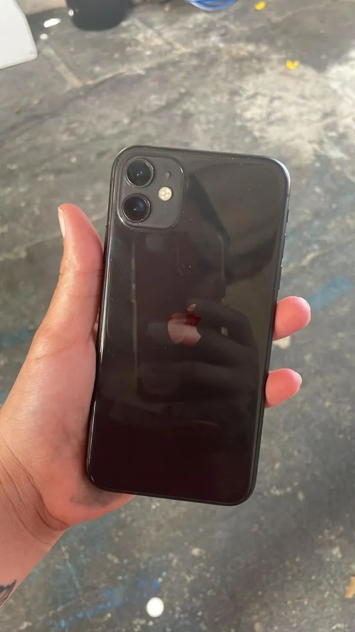 iPhone 11