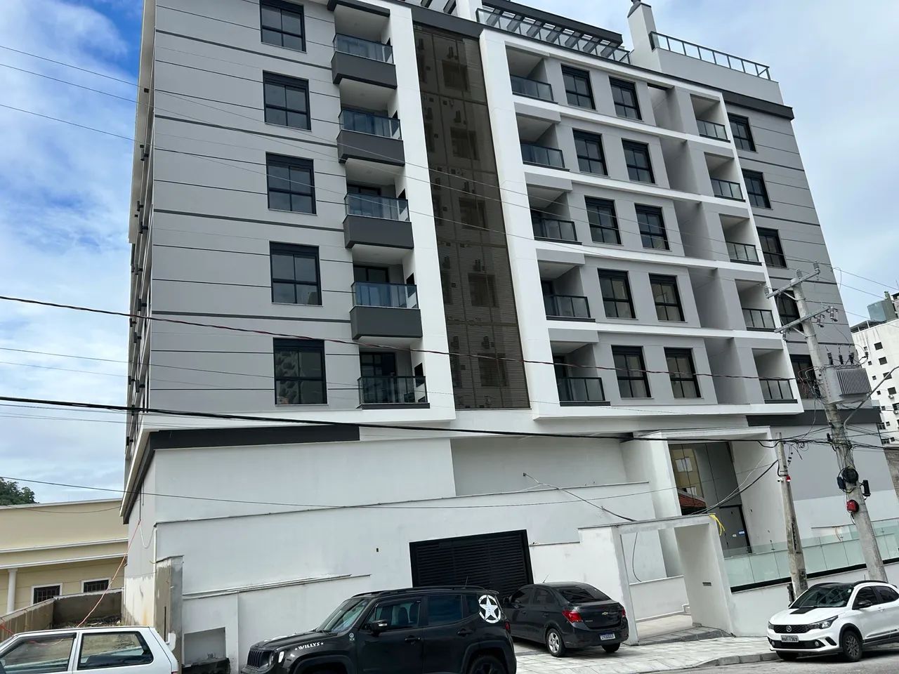 Loft novo e mobiliado ! R$ 745.000