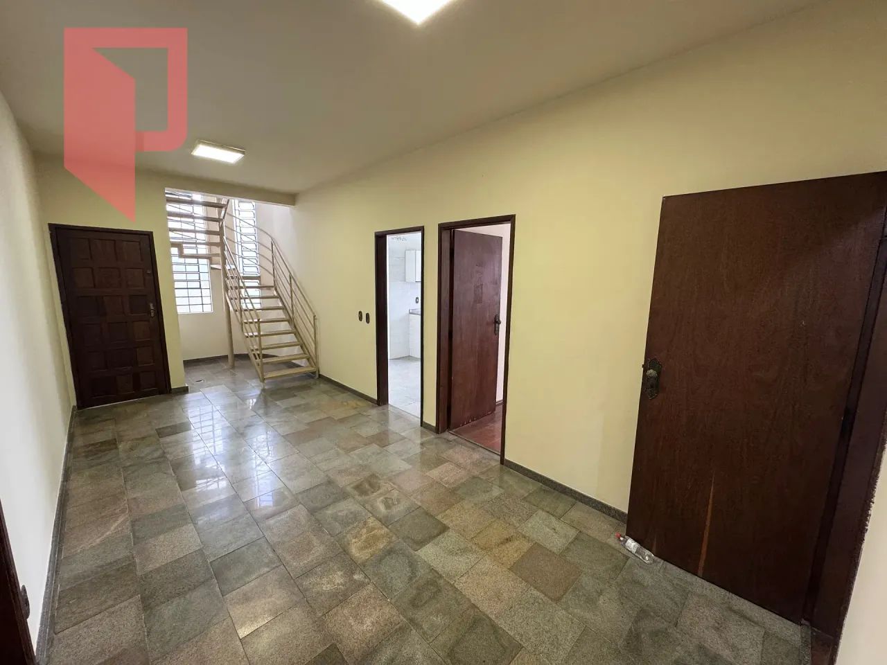 Casa de 4 quartos para alugar no Caiçaras, Belo Horizonte, MG - Foto 5