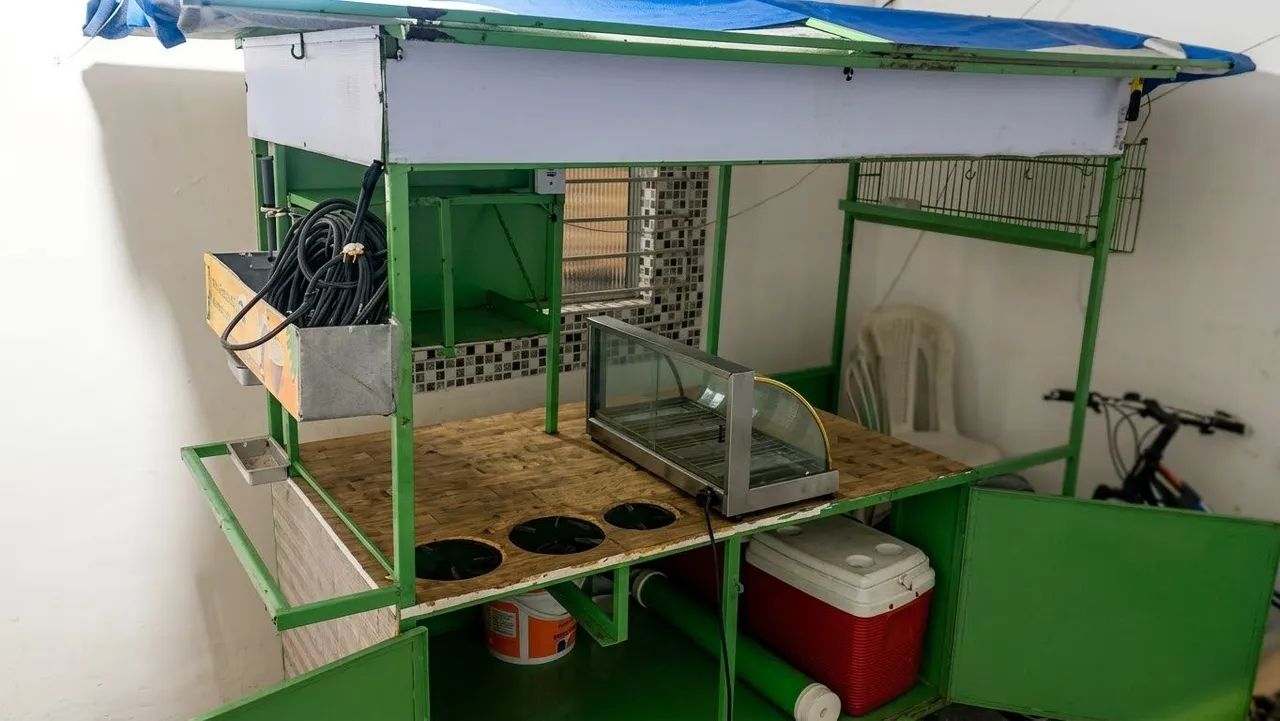 CARROÇA COMPLETA PARA LANCHES À VENDA