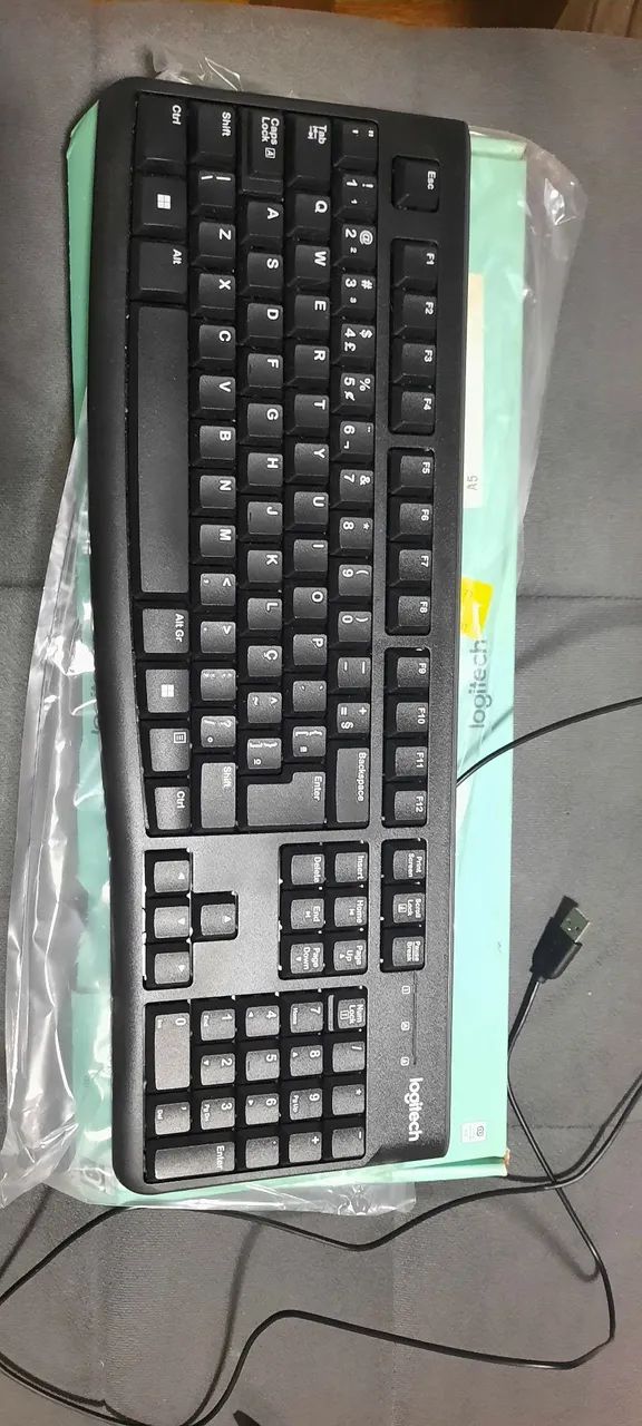 Teclado logitech k120