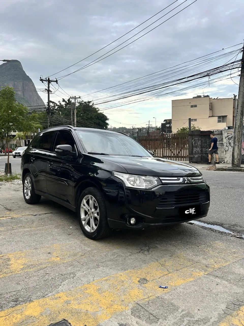 Mitsubishi Outlander 2015
