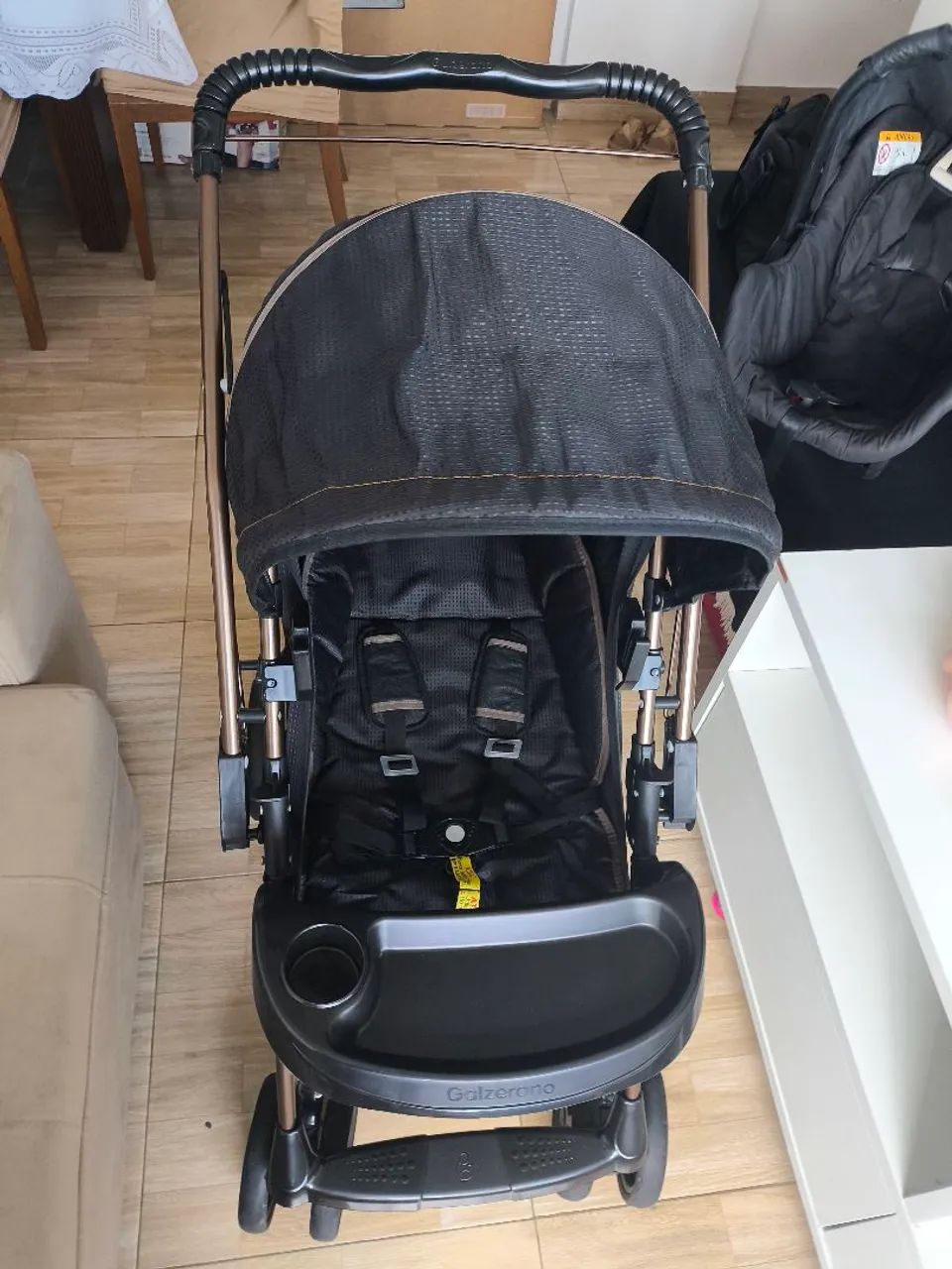 Carrinho de bebê + bebê conforto da Galzerano. - Foto 2