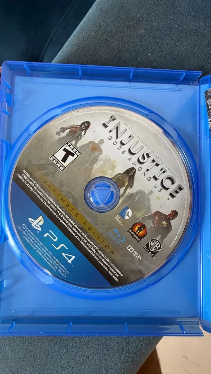 Injustice PS4 - Foto 2