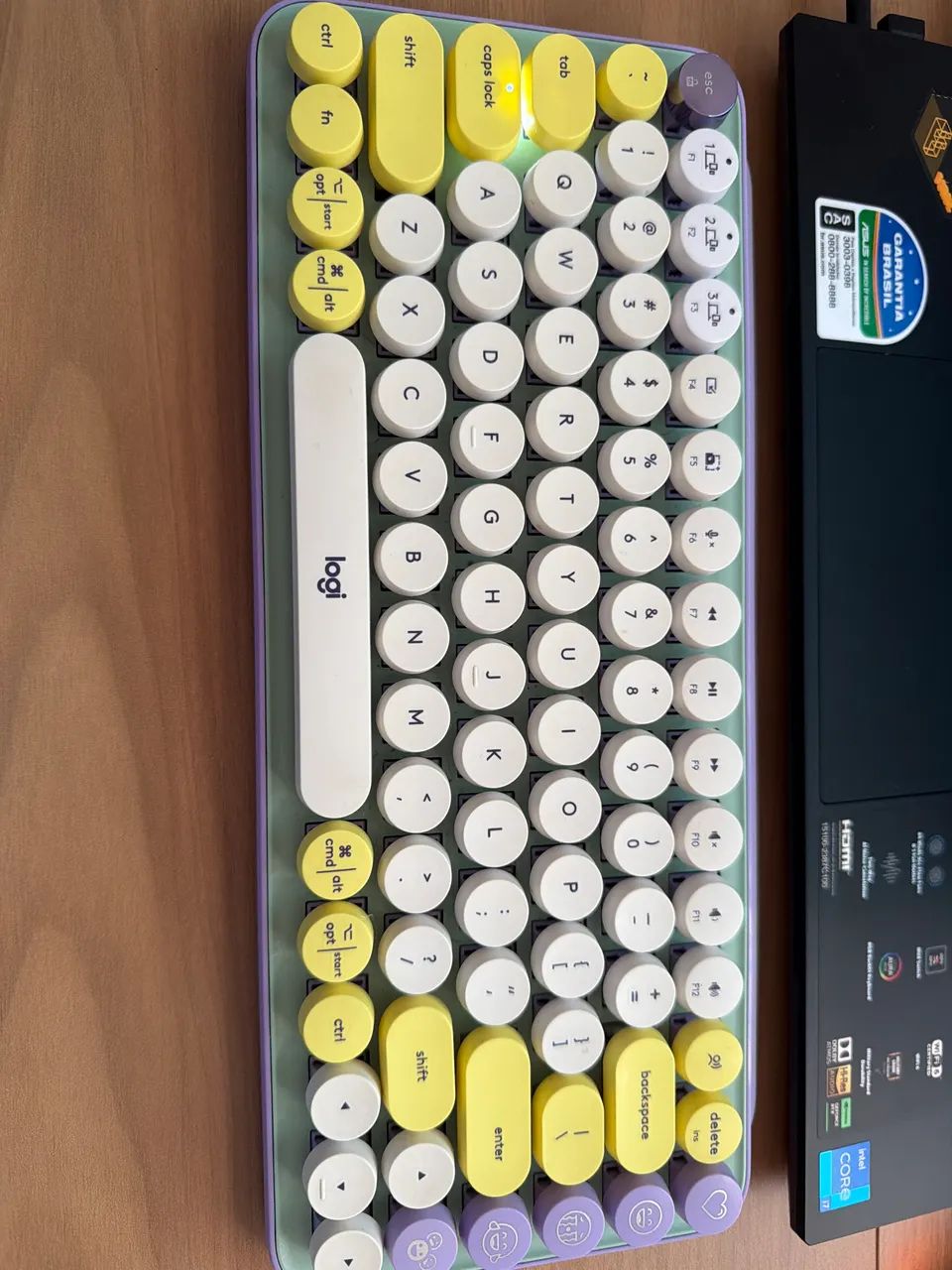 Teclado logitech pop keys