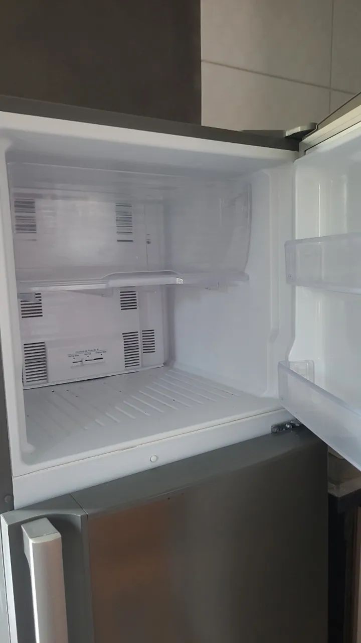 Geladeira inox Panasonic  - Foto 3