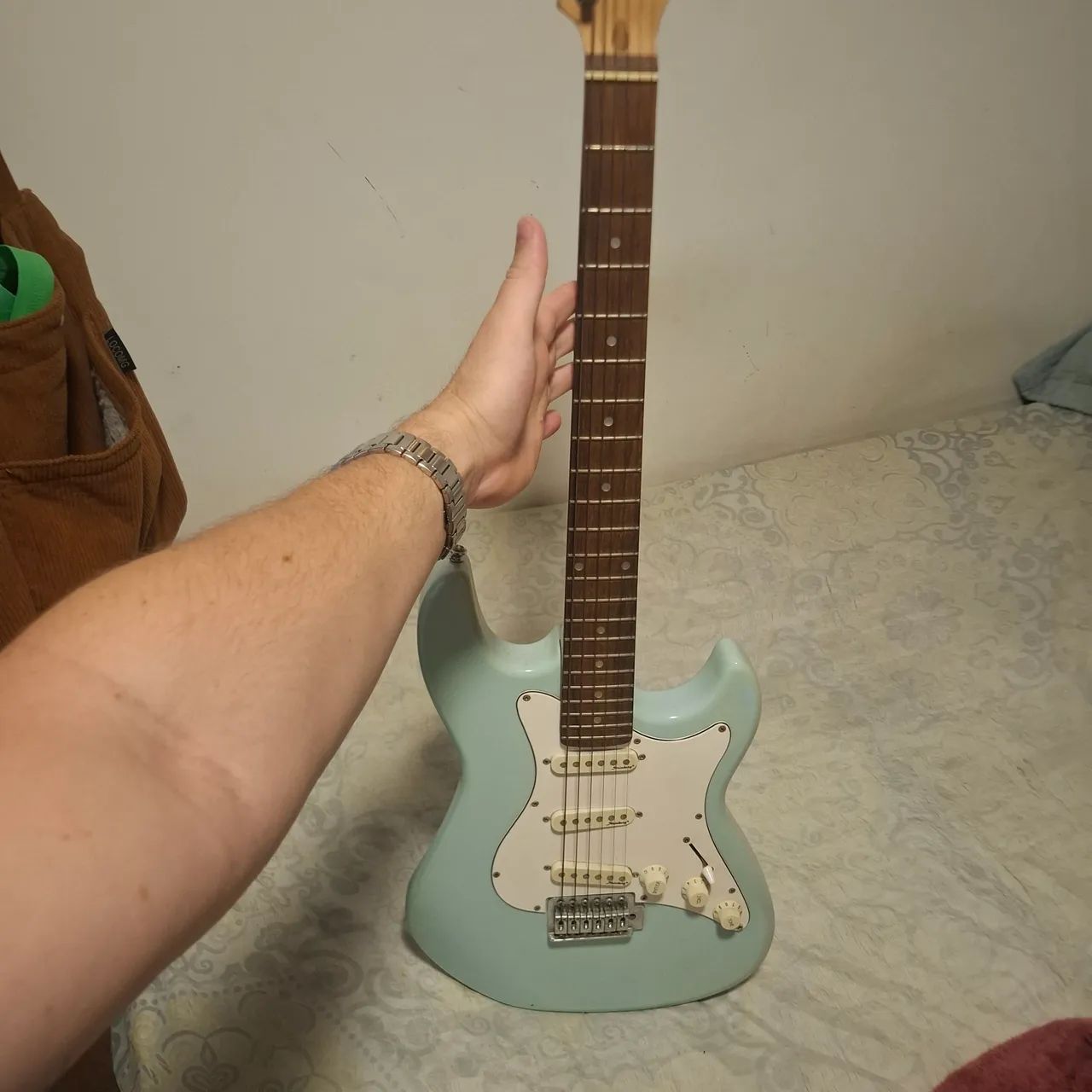 Guitarra e cubo baby - Foto 5