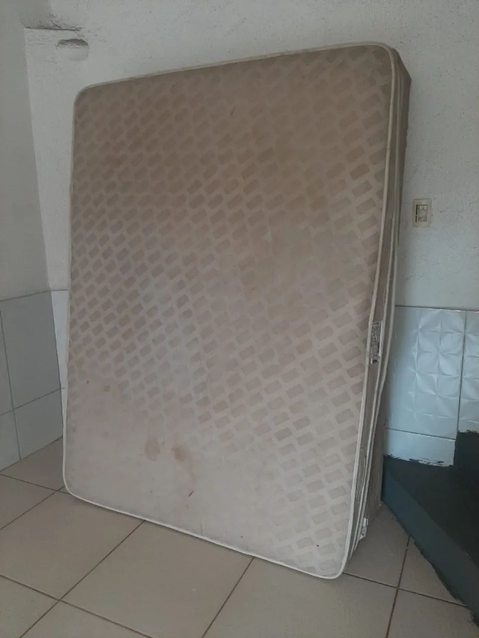cama box com colchão - usado  - Foto 2