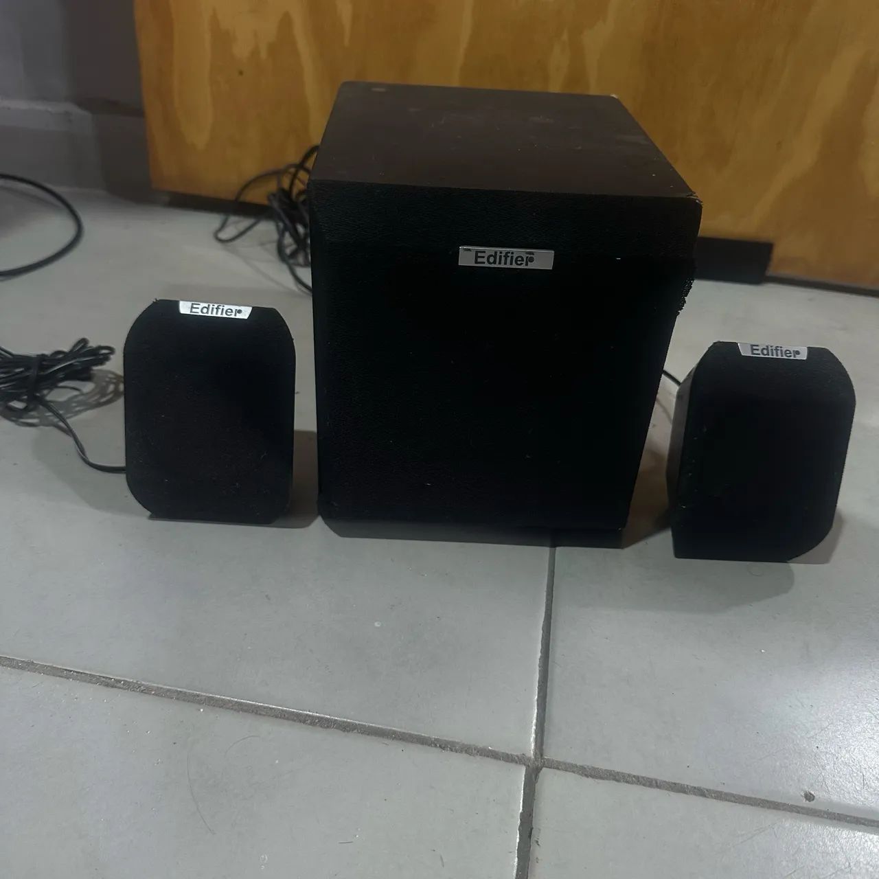 Caixa de som Subwoofer 15rms