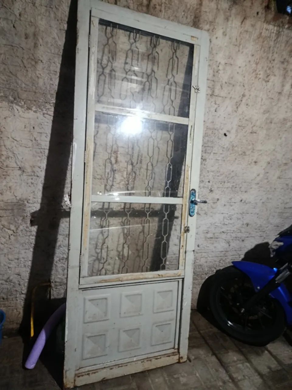Porta de ferro com vidro  - Foto 3
