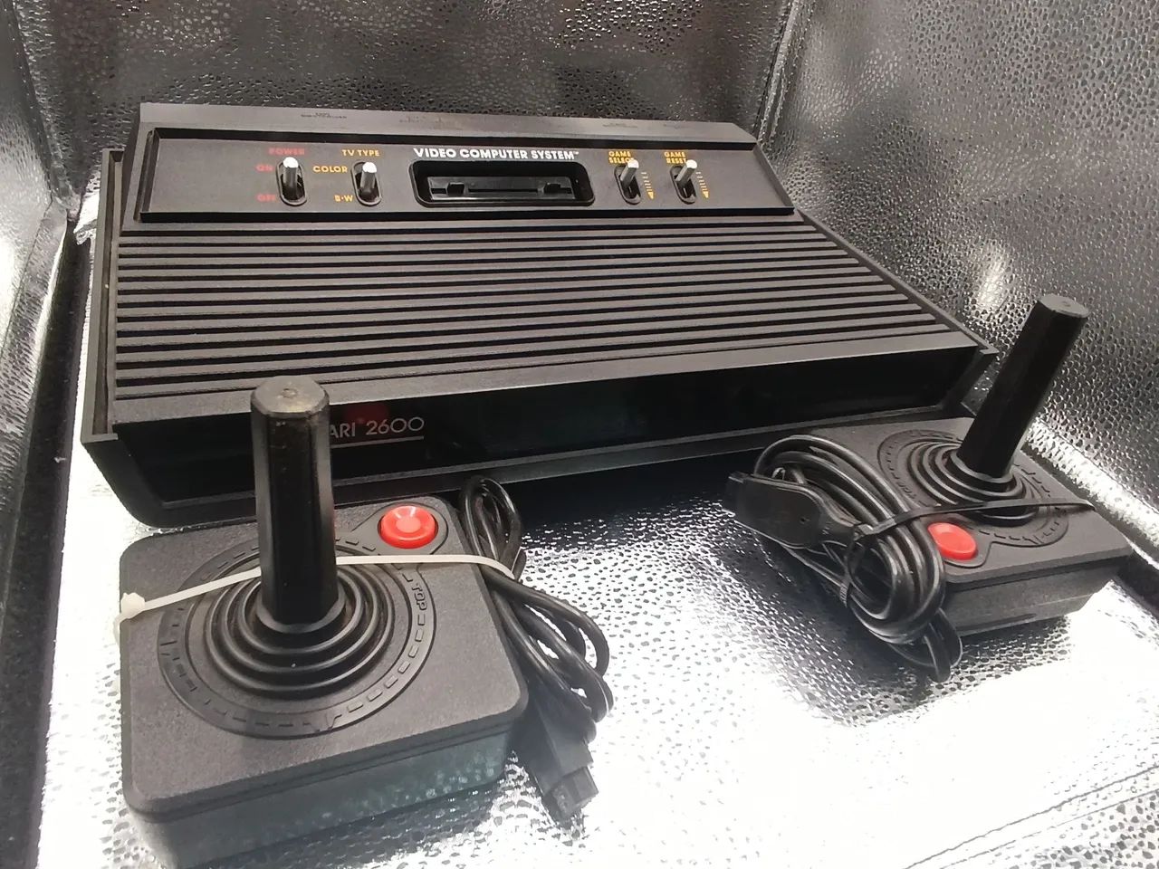 Atari 2600 console de Exposição Geek  - Foto 2