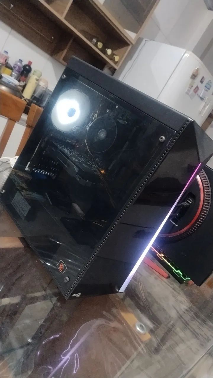 PC GAMER EM OTIMO ESTADO