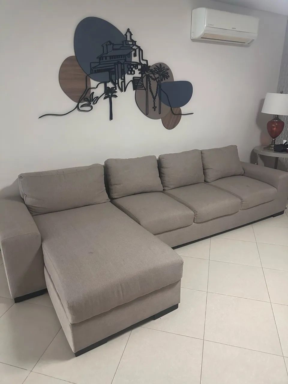 Sofá 4 lugares 