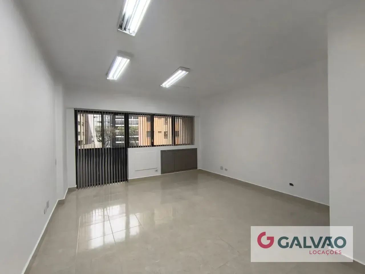 Sala/Conjunto Comercial no Centro de 121,00 m² - 35622.018-GL - Foto 2