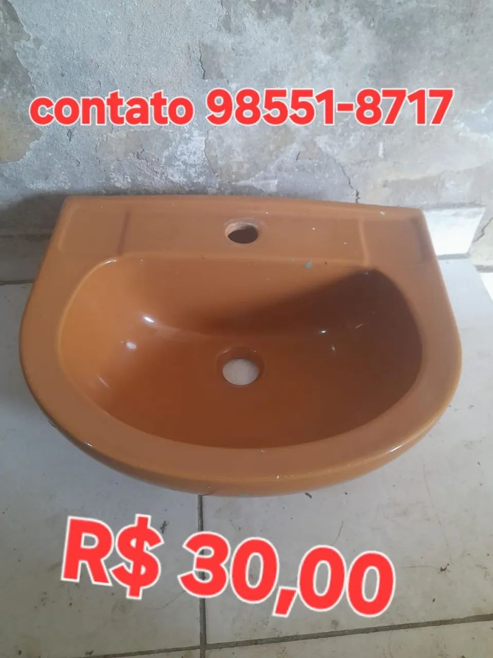 Ceramic bathroom sink