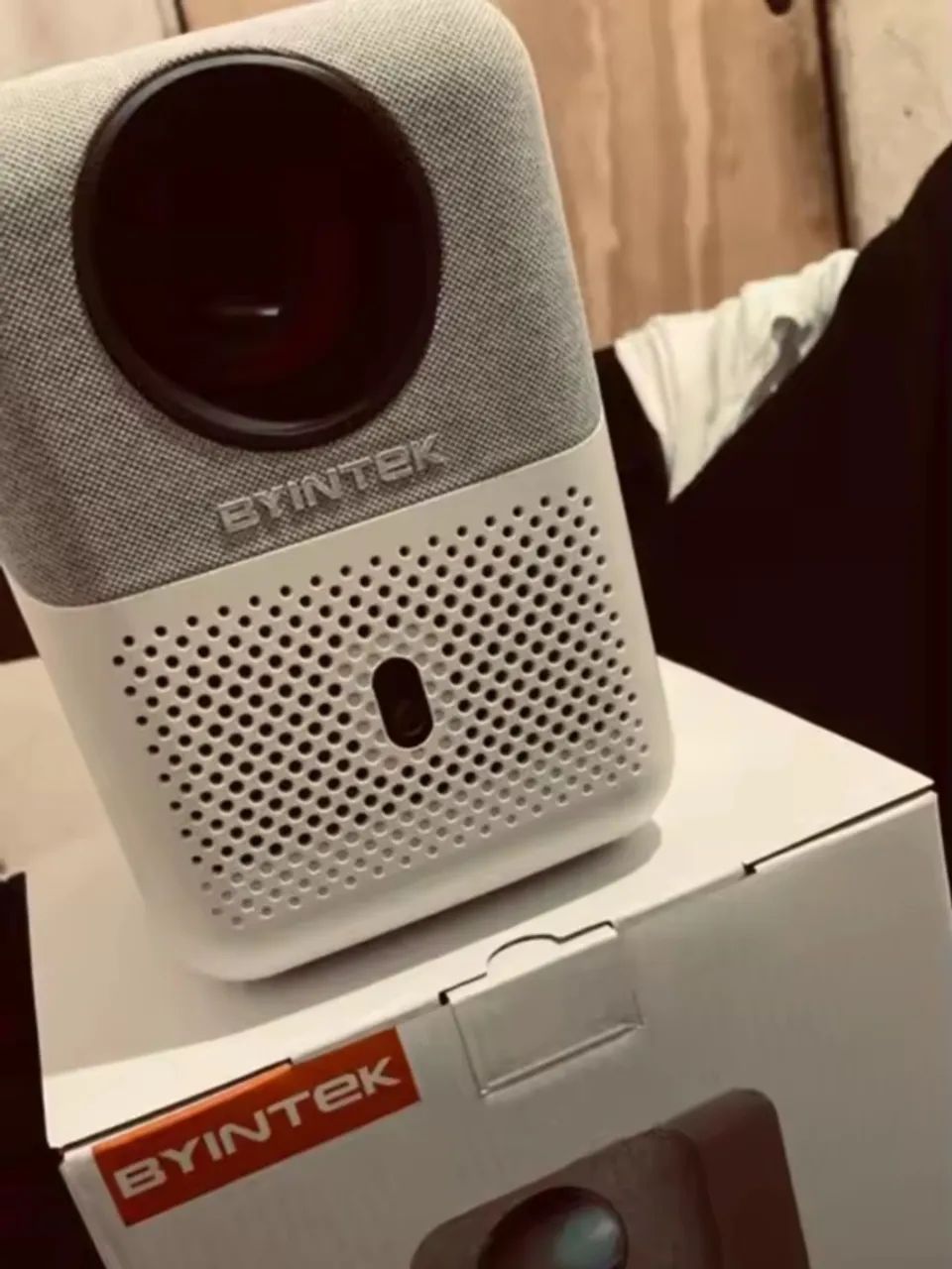 Projetor Byintek Love U4 4K - Cinema em Casa - Foto 3