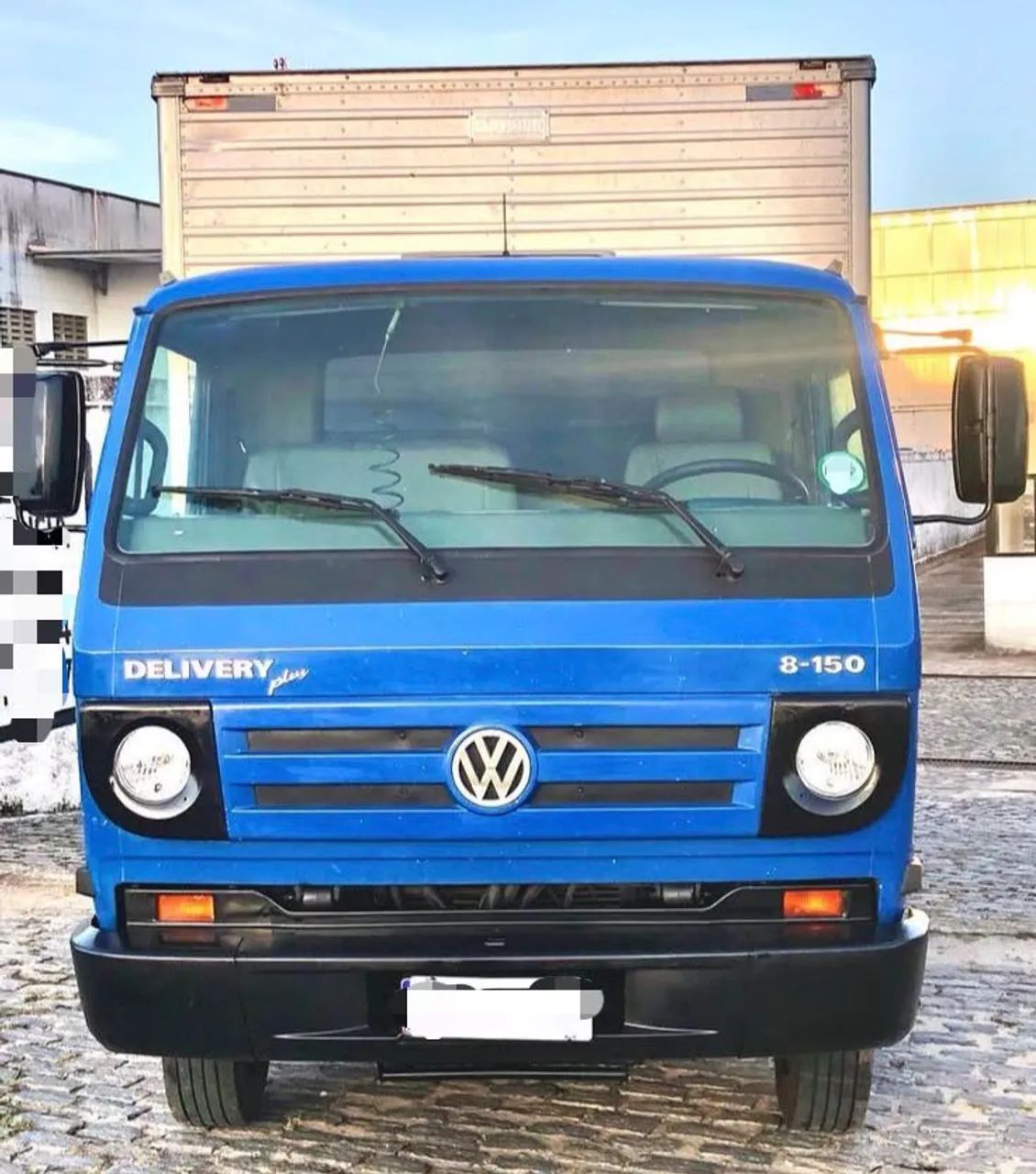 Vw delivery 8.150/baú/2011