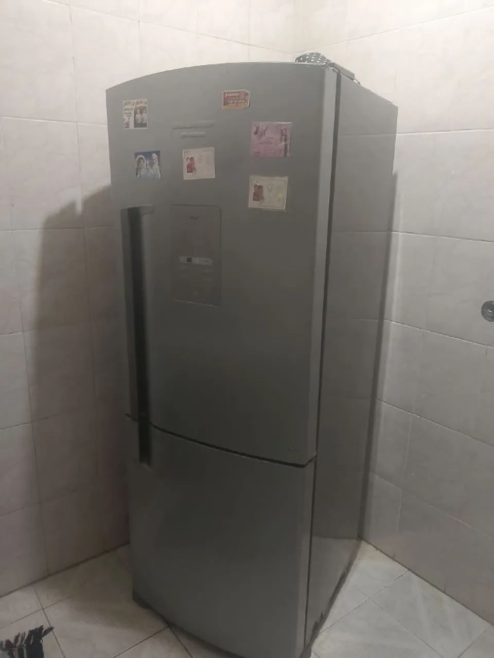 Geladeira com defeito 