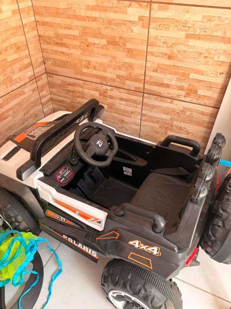 Zippy Toys, Carro Elétrico UTV 4X2 12V