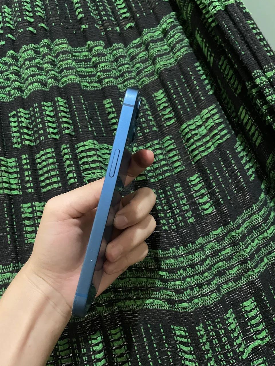 Carcaça iPhone 13 azul  - Foto 4