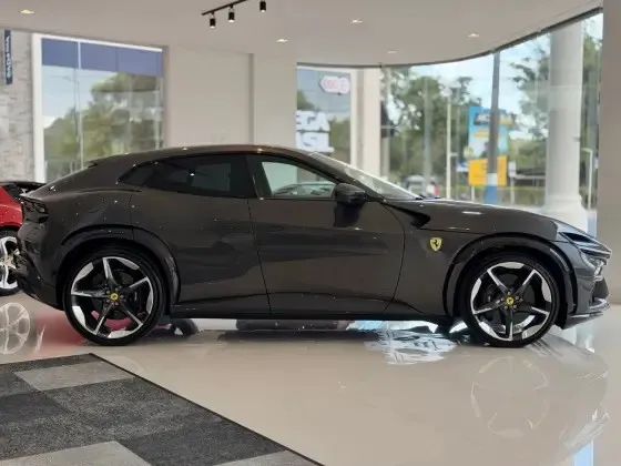 Ferrari Purosangue 6.5 V12 725cv, foto 6 de 20