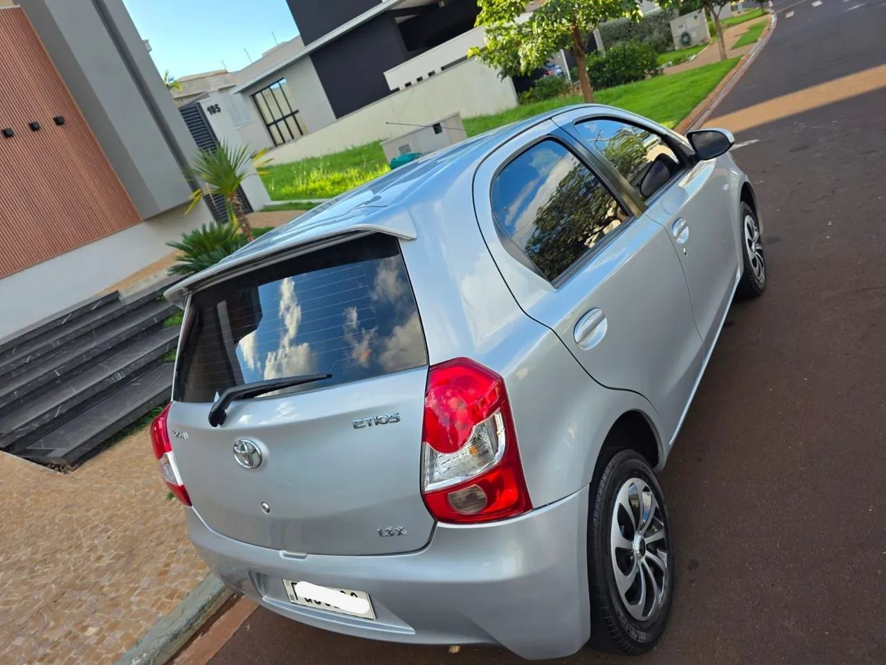 Toyota Etios 1.3 16V FLEX 2014