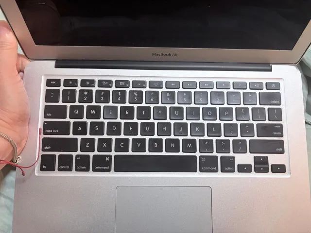 Macbook air 13 em bom estado 256GB 2015 - Foto 3