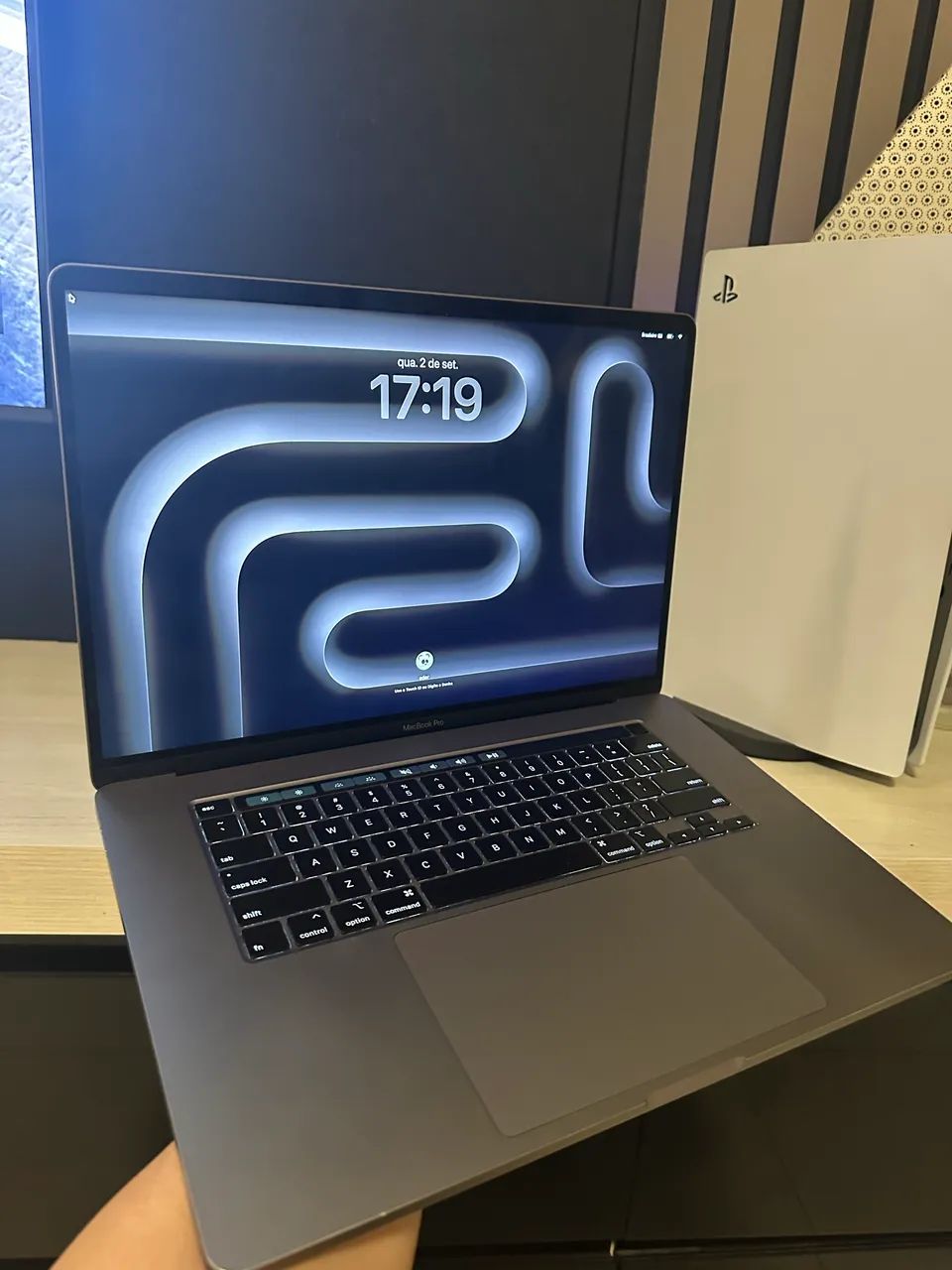 Macbook Pro 16 polegadas  - Foto 3