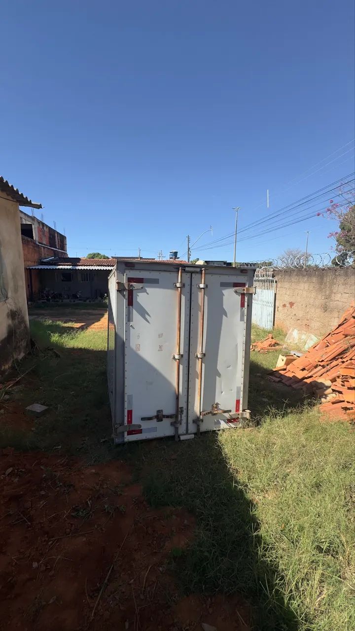 Baú para towner, lifan, Rely