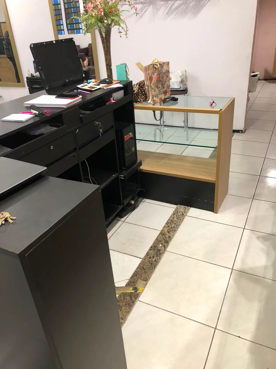 Móveis para recepção excelente estado - Foto 4