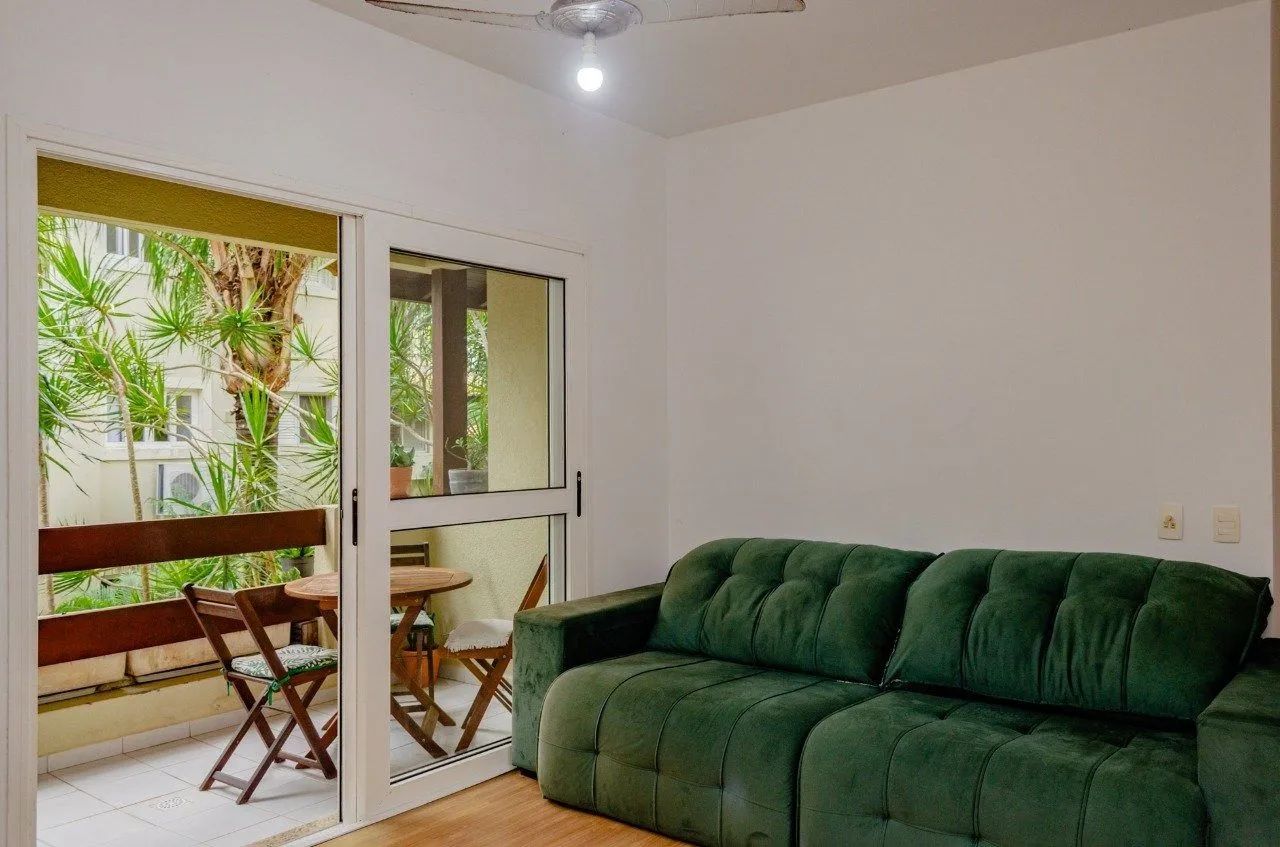Apartamento mobiliado com 2 dormitórios no Canto da Lagoa, Florianópolis - Foto 2