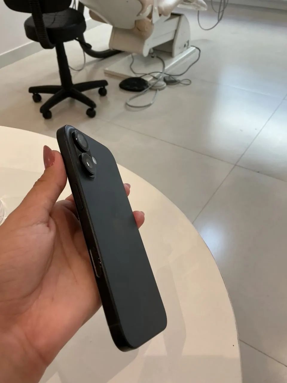 iphone 16 128gb preto  - Foto 2