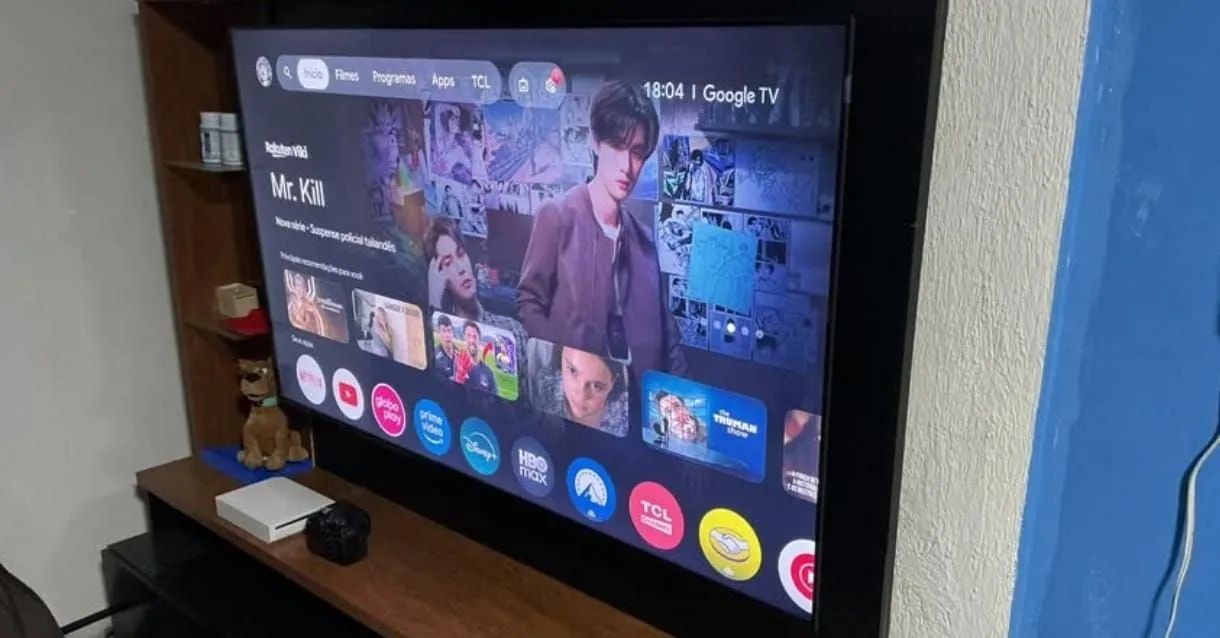 Vende-se TV 65 polegadas 4K semi nova - Foto 3