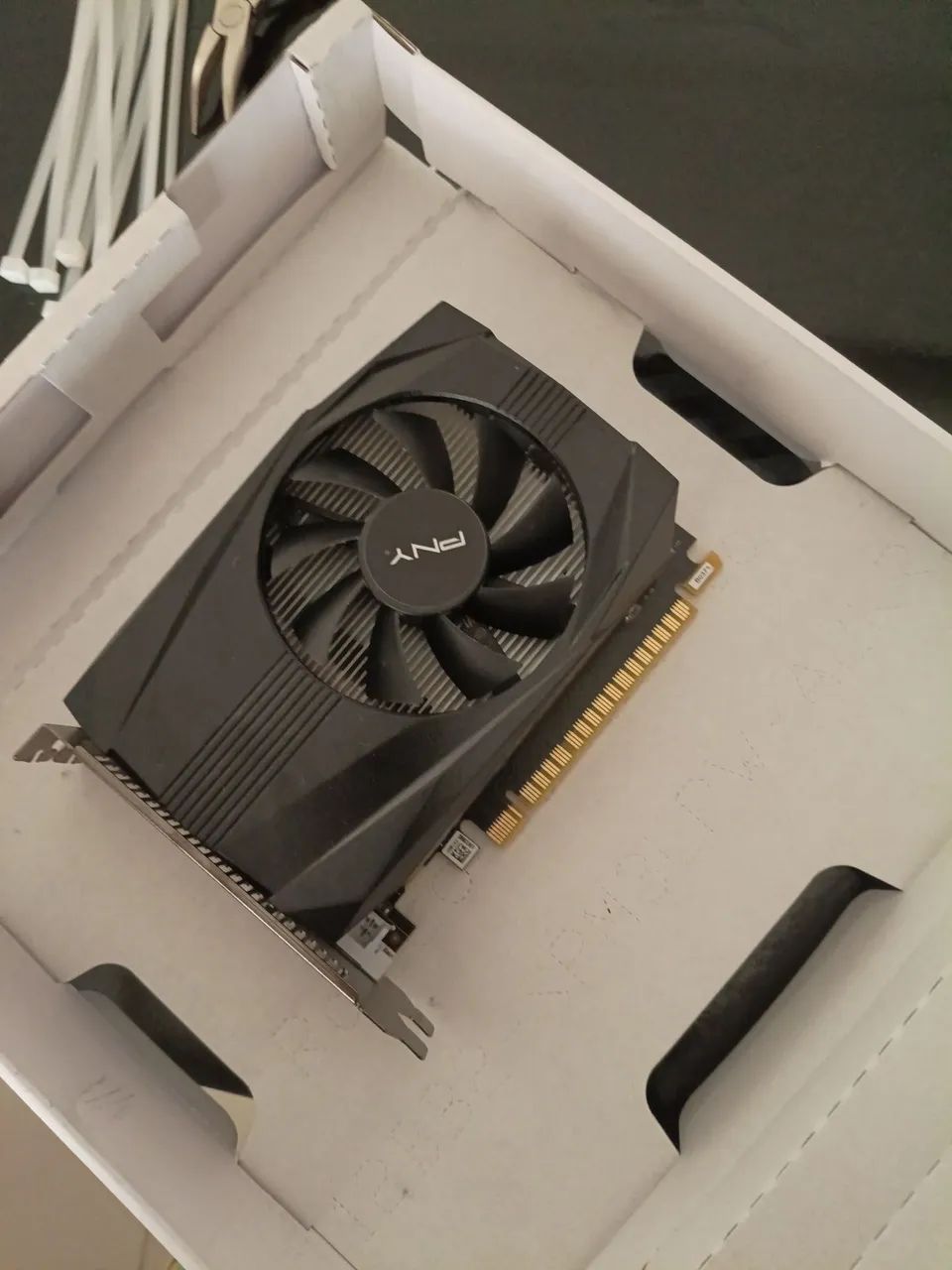 GTX 1050 TI 4gb(usada)