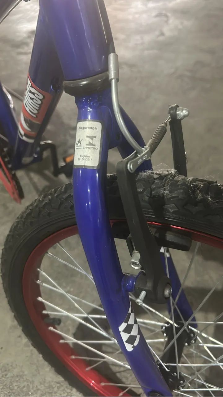 Bicicleta aro 20 semi nova