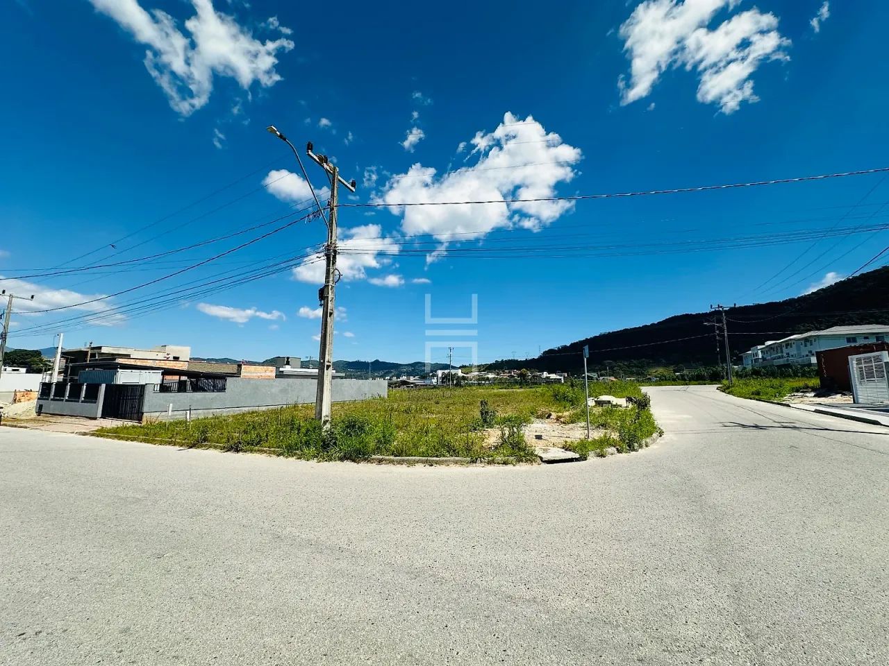Terreno de esquina com 397m² no Green Village - Palhoça/SC - Foto 4